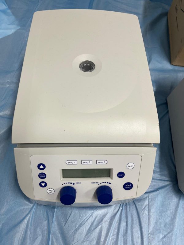 ⁦Centrifuge 5425/5425 R - 24-place lab standard יד שנייה⁩ – תמונה ⁦2⁩